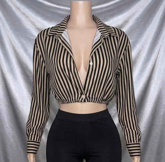 Strip crop shirt